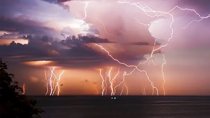 Catatumbo Lightnings