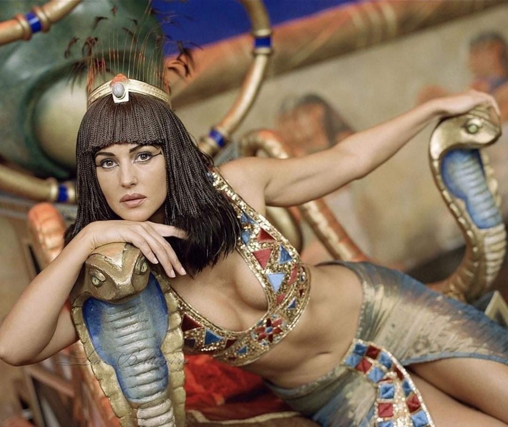 Monica Bellucci Cleopatra