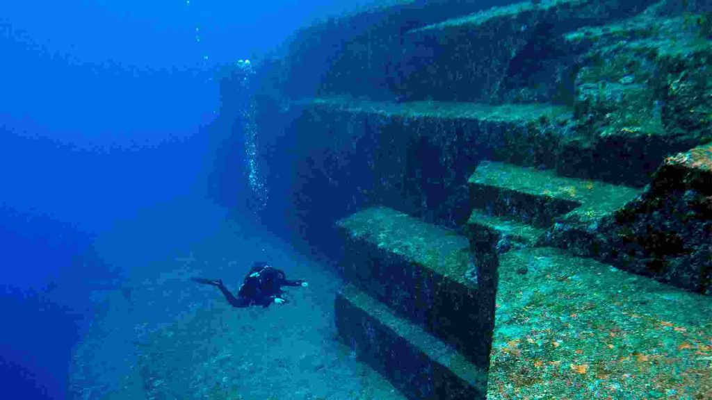 Yonaguni Monument carvings