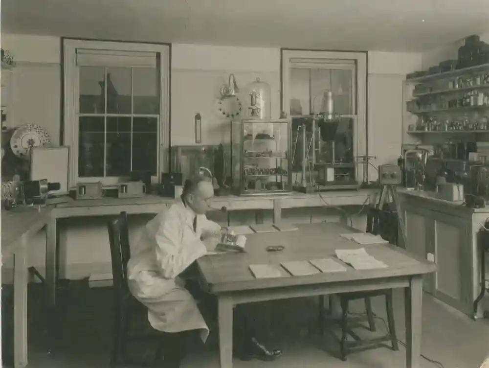 Harry Price at the National Laboratory of Psychical Research